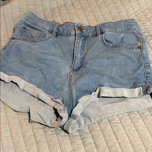 GARAGE Jean Short